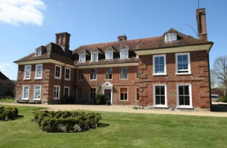 莫勒斯皇家学校