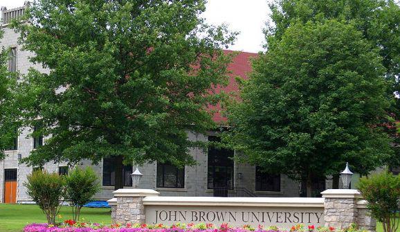 约翰布朗大学