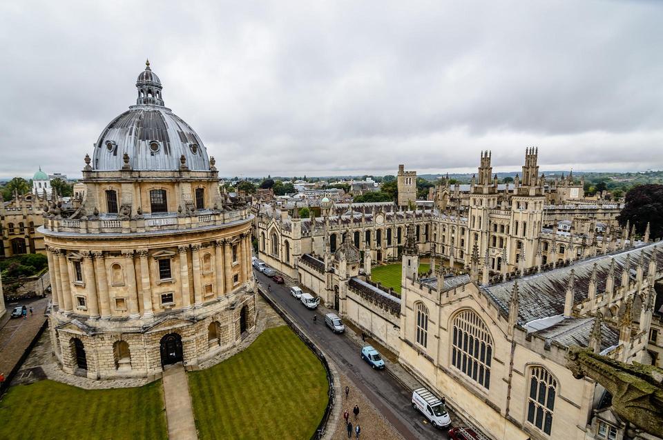 牛津大学英国本国排名是多少